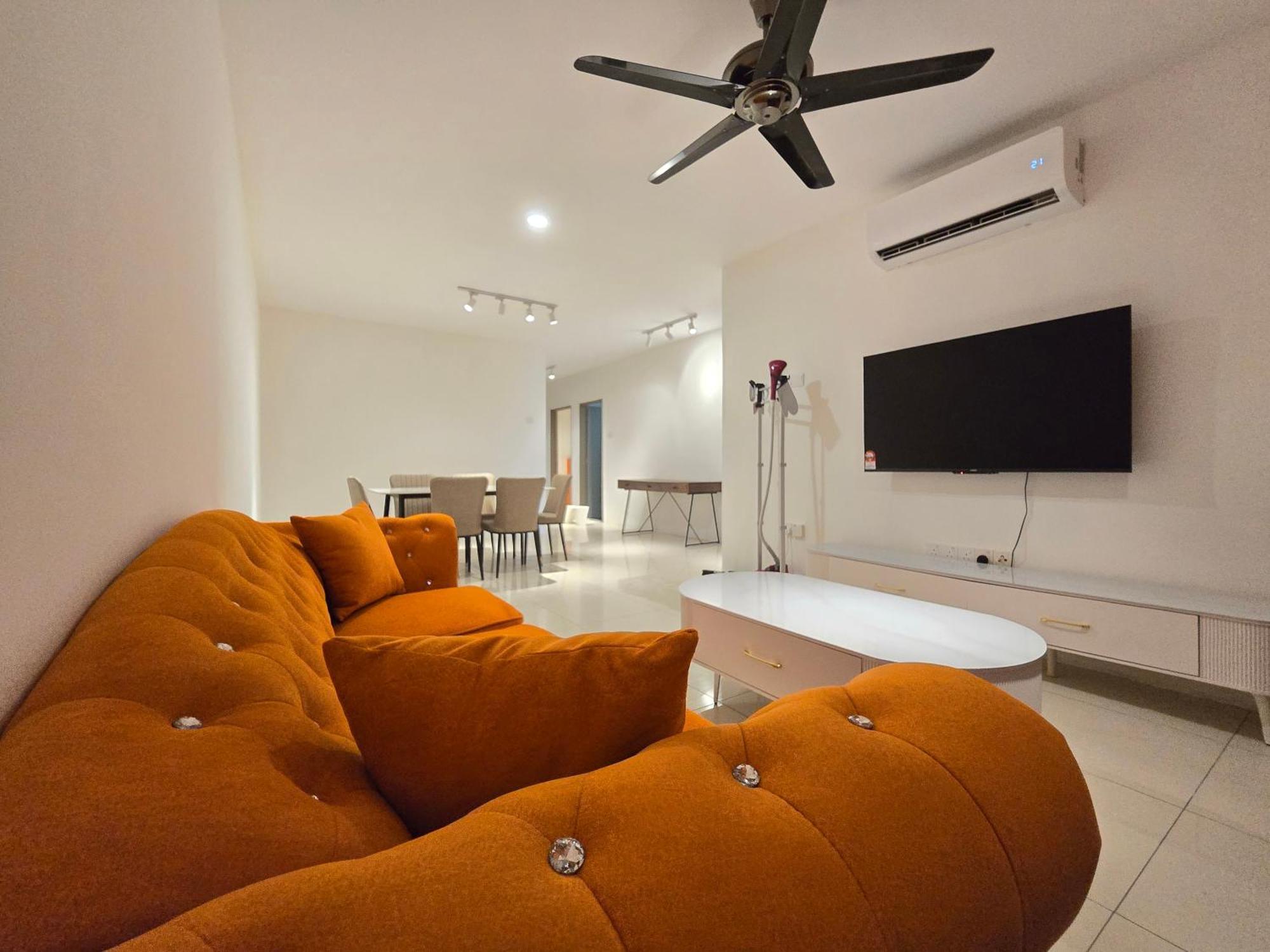 Manhattan Condomium Water Park Land @ Apartment