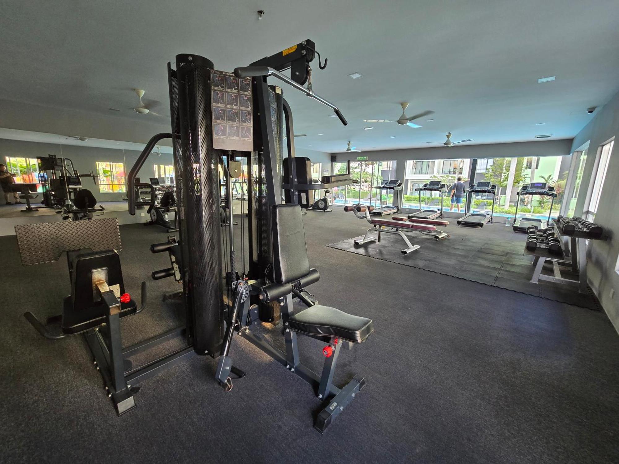 Apartment Manhattan Condomium Water Park Land @ Ipoh