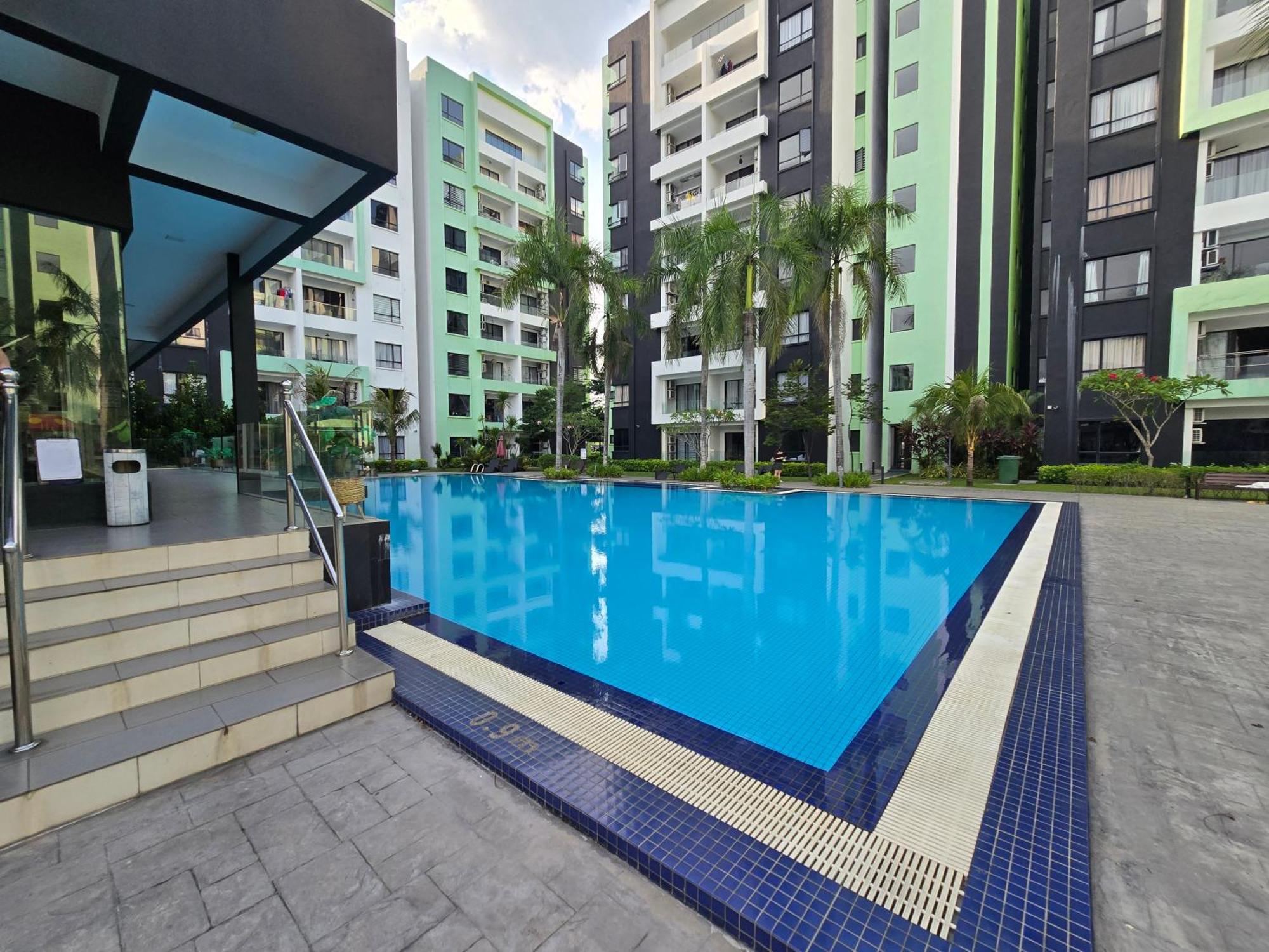 Apartment Manhattan Condomium Water Park Land @ Ipoh